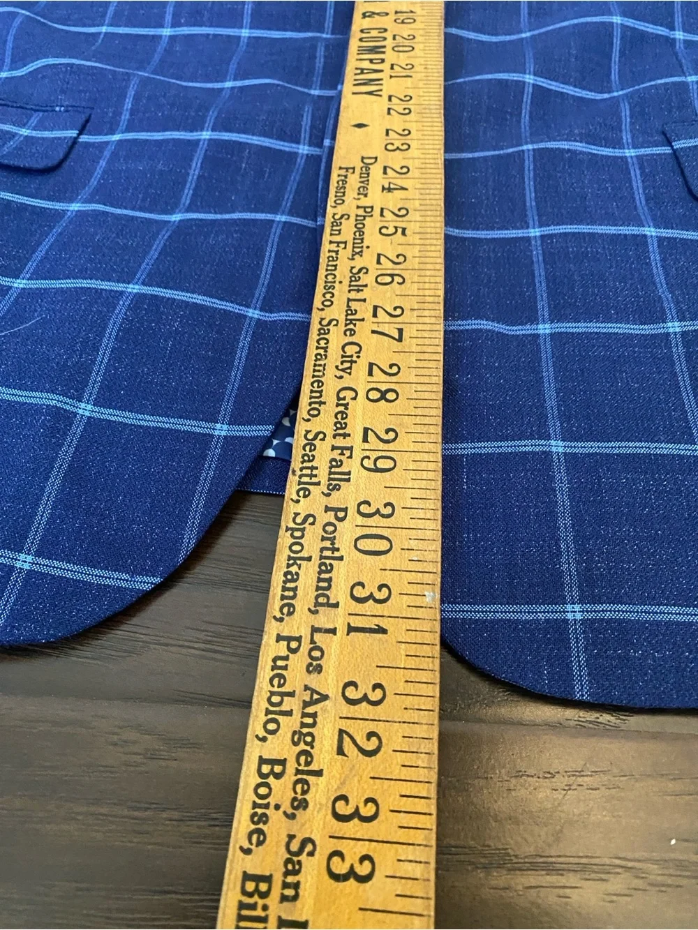 Sunday joe long sleeve two button check pattern coat men’s size 46R